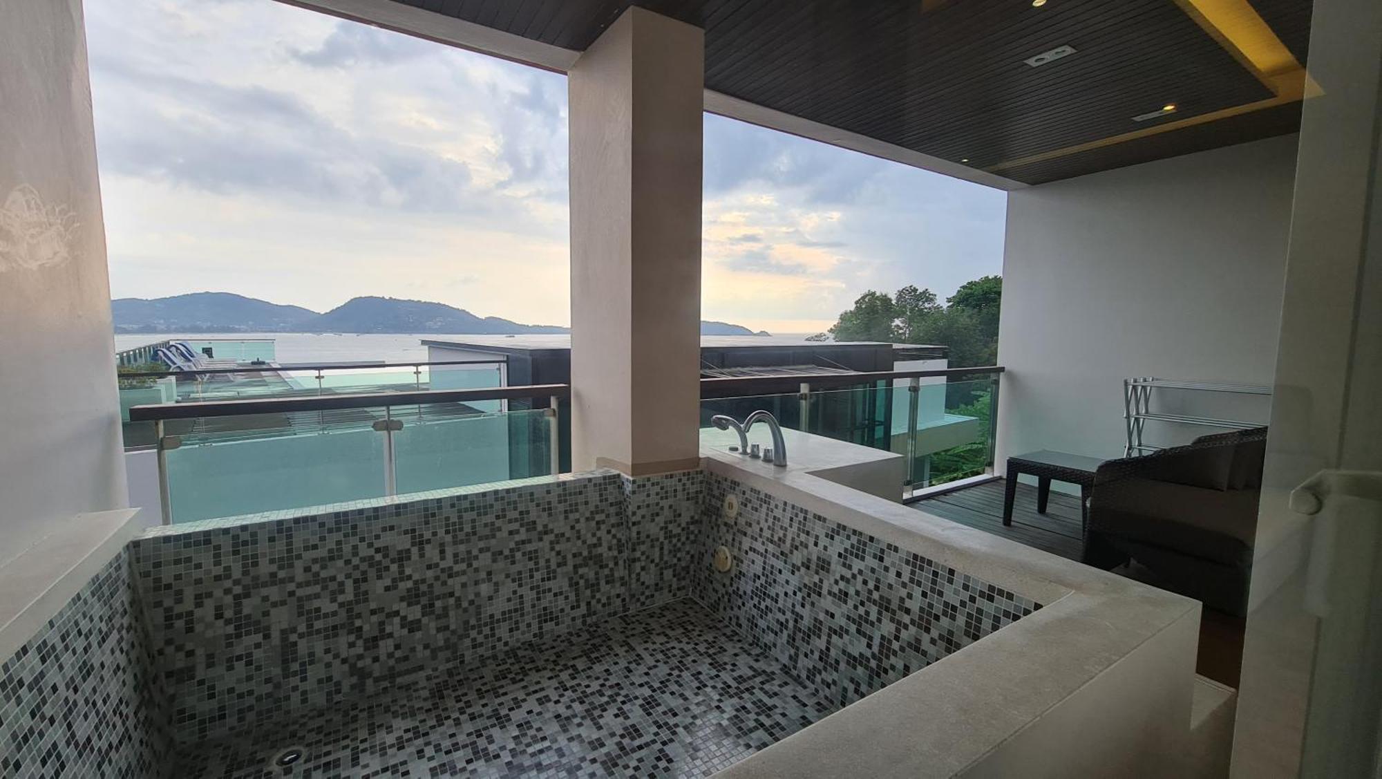 The Privilege Residence Patong Екстер'єр фото