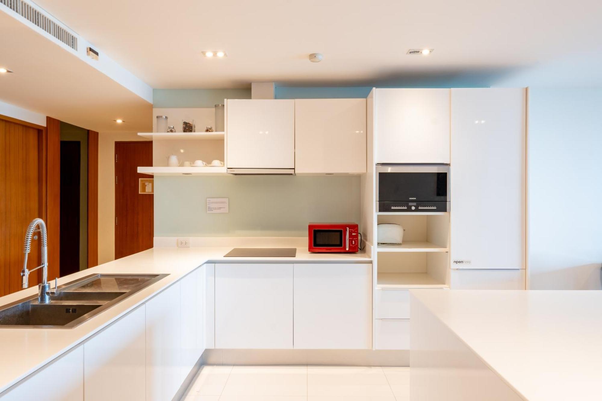 The Privilege Residence Patong Екстер'єр фото