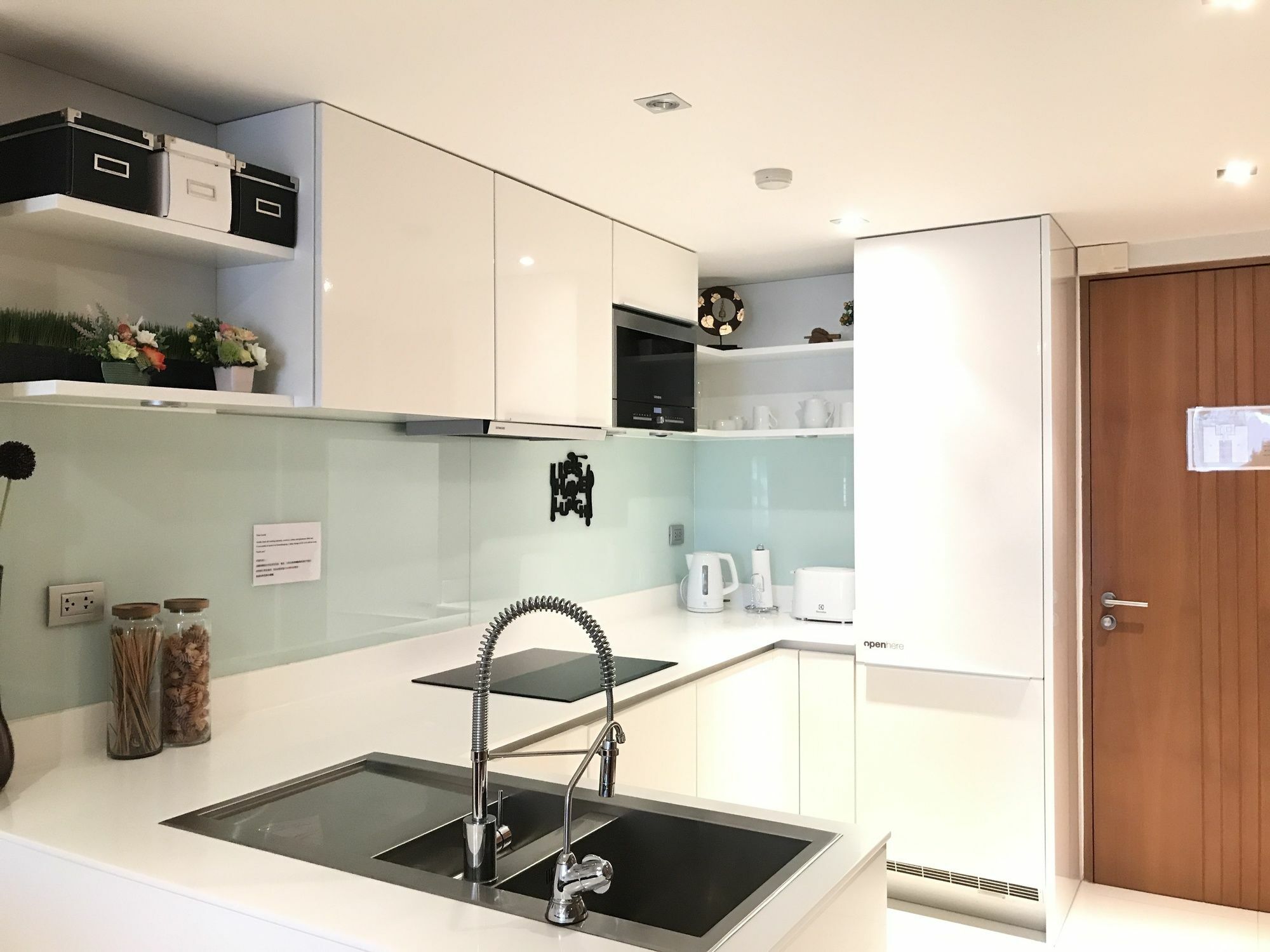 The Privilege Residence Patong Екстер'єр фото